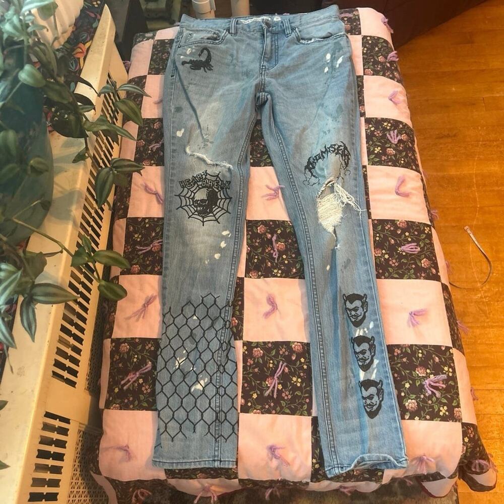 Broken promises jeans size 30